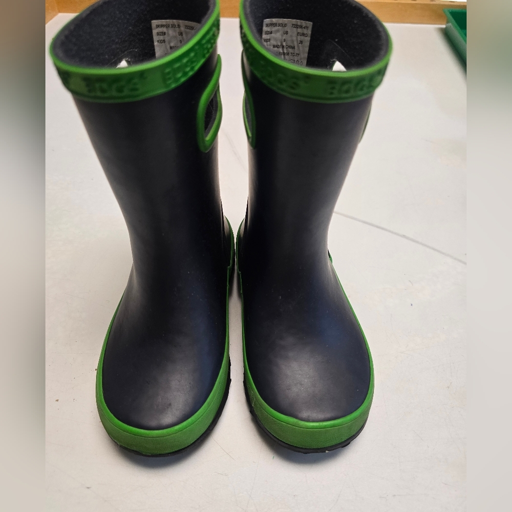 BOGS Kids' Blue and Green Rain Boots